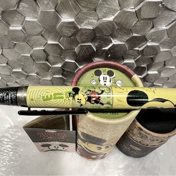 🆕 NWOT Extremely Rare Retro 51 Vintage Style Disney Mickey Mouse Pen - Picture 6 of 11